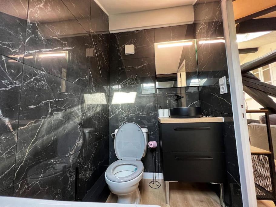 Le Germinal - Climatise Calme Proche Du Metro Apartment *